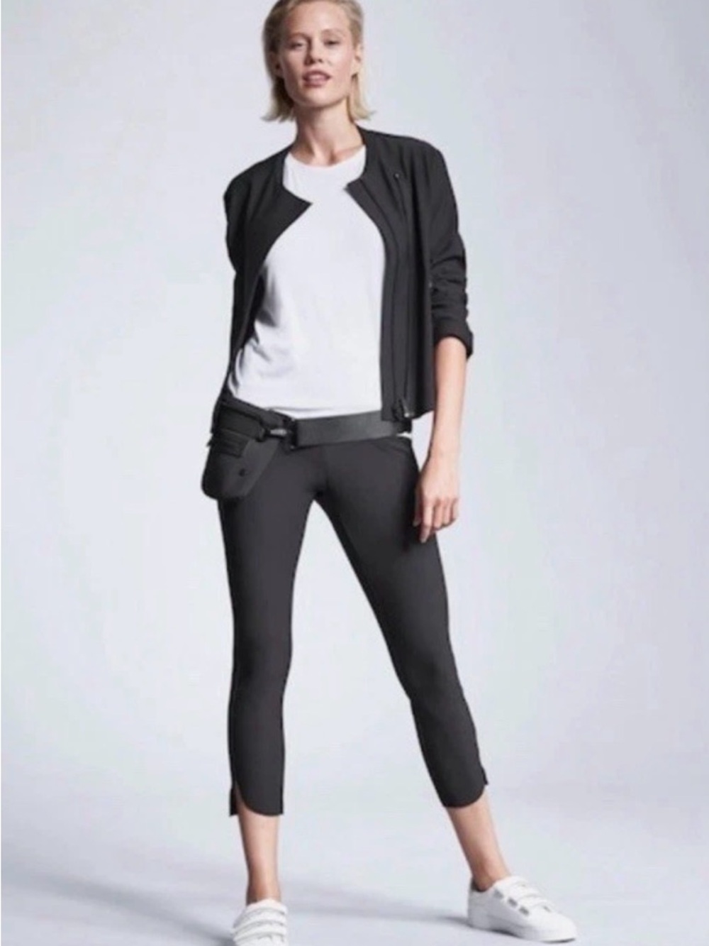 Athleta Black Cropped Ponte Leggings - Sleek Everyday Fit.